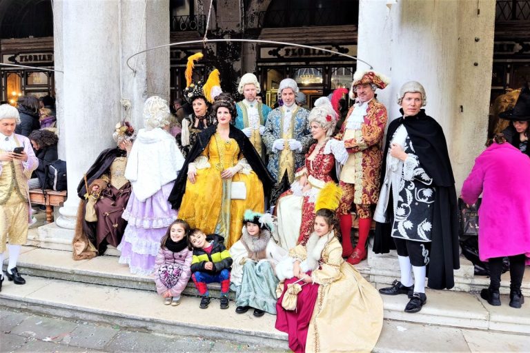 VENECIJA CARNEVALE MASKE S